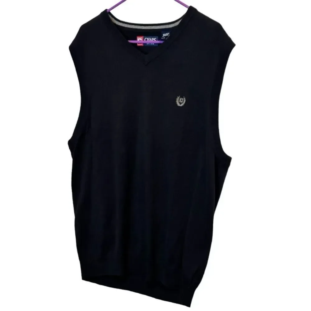 Men’s Chaps Black Sweater Vest size Large